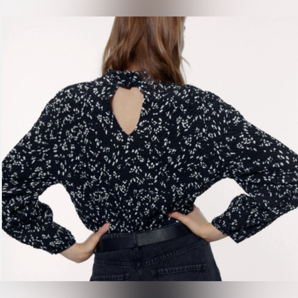 ZARA long sleeve top blouse black and white print NWT